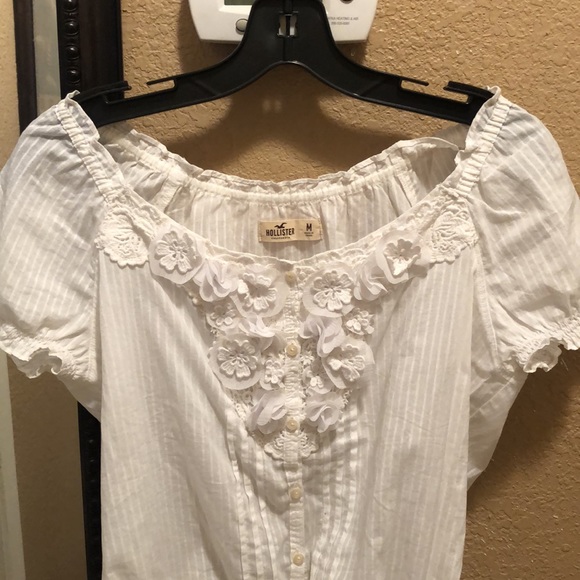 NWOT Vintage Hollister Romantic blouse. Flowers, Sheer & Embroidered details - Picture 9 of 11
